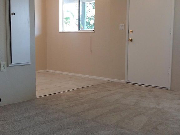 5th image of 940 Parker Ct APT 9