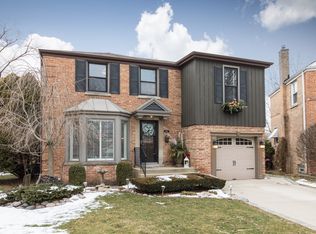 445 Rose Ave, Des Plaines, IL 60016