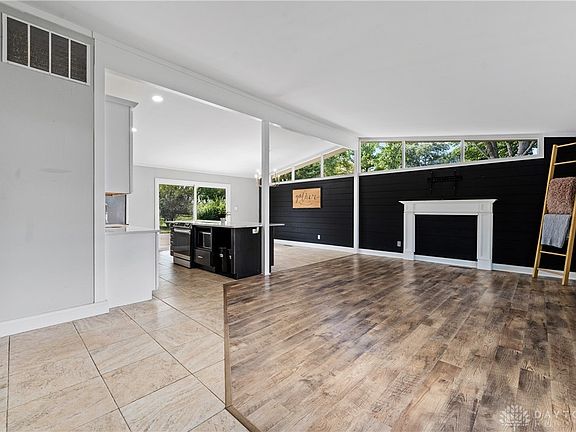 5th image of 4341 Wallington Dr