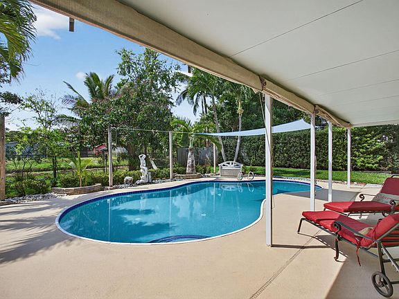 5th image of 6720 SW 7th Street