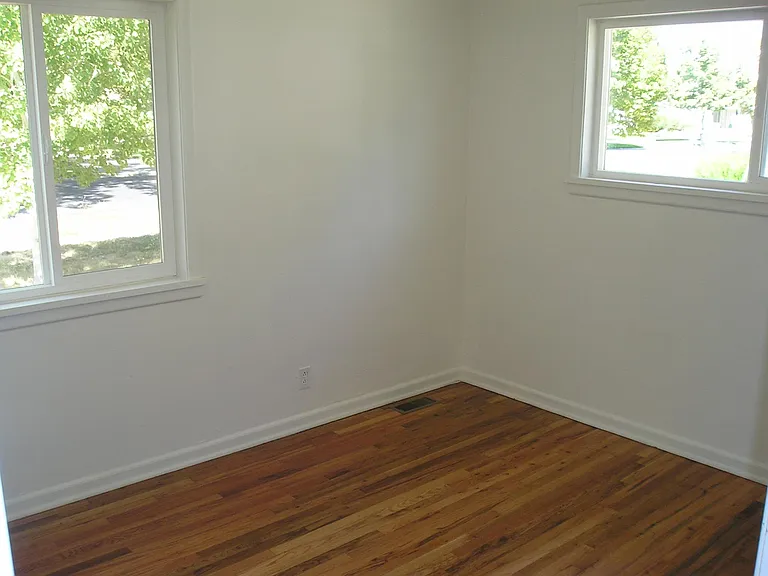 754 N Colorado St — Photo 5