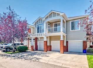 8000 N Wentworth Dr SW #406, Calgary, AB T3H5L1