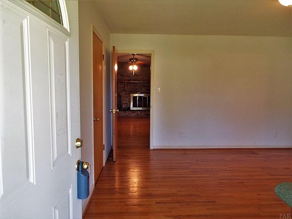 4th image of 111 Sprague Dr