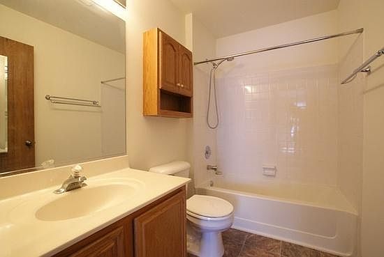 bathroom2