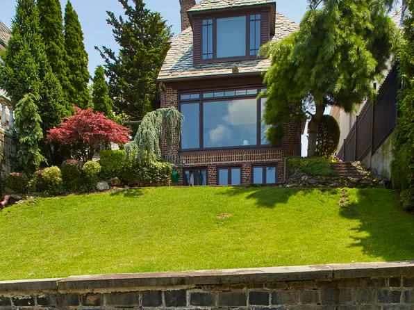 8029 Shore Road image 1 of 14