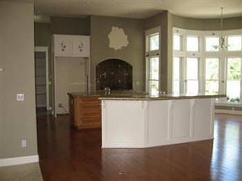 4th image of 1240 Promontory Point Dr