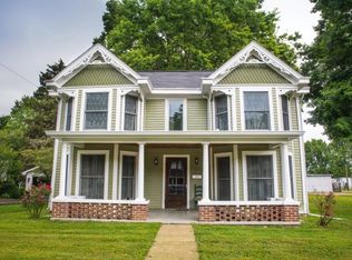 405 E 4th St, Augusta, KY 41002