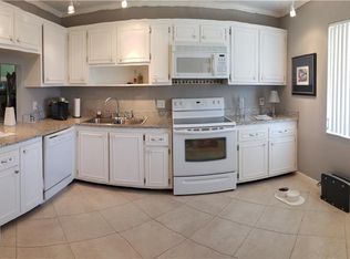 123 Palm Dr APT 2, Naples, FL 34112