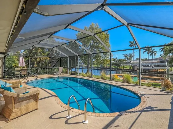 4305 SE 1st AVE, CAPE CORAL, FL 33904