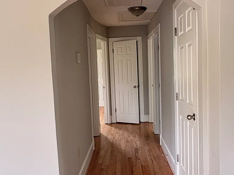 14651 Pratt St — Photo 7
