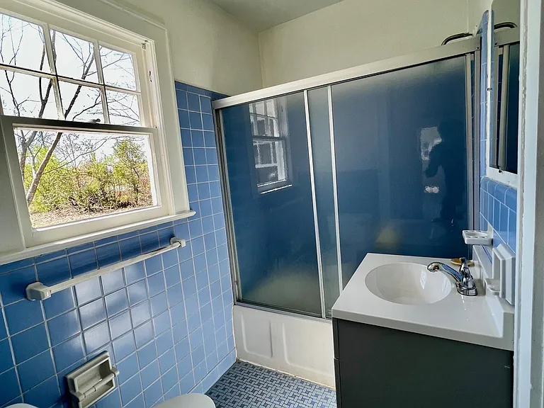2998 Memorial Dr SE — Photo 15