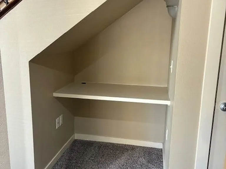 8950 W Shellie Ln — Photo 5