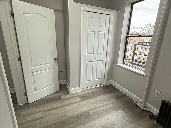 3rd image of 5004 Palisades Ave #24