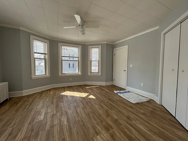 52 Monroe Ave #1 — Photo 9