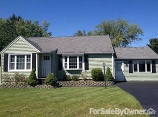 8 Eastern Ave, Watervliet, NY 12189