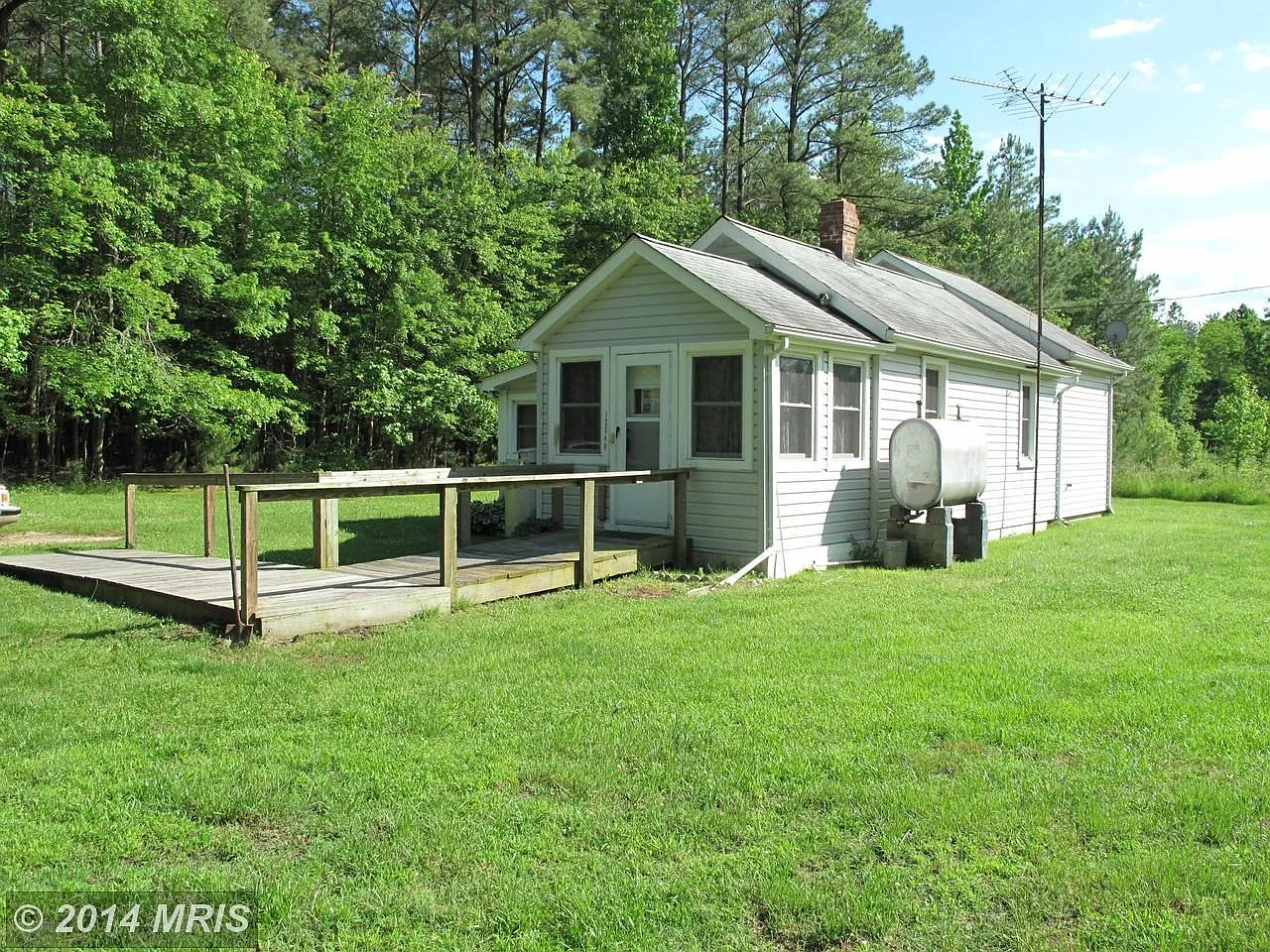 12540 Swan Point Rd photo 1