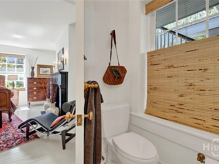 224 E Jones Ln #GARDEN — Photo 25