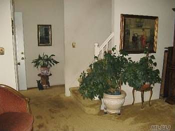 2nd image of 625 Tabor Pl