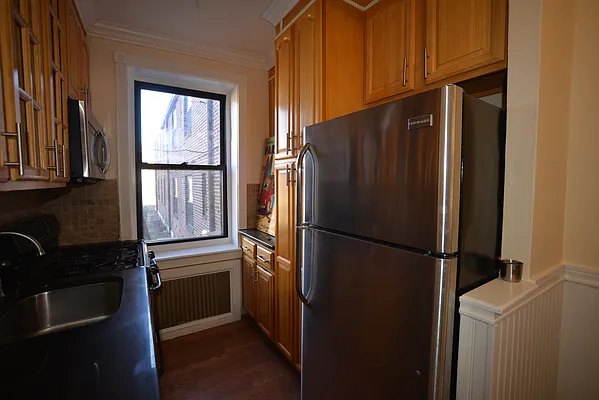 Sold by Voro, LLC | media 41