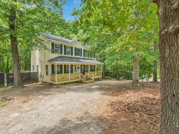 90 Royal St, Fuquay Varina, NC 27526
