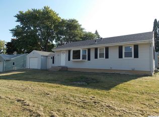 2015 S Jefferson Ave, Mason City, IA 50401