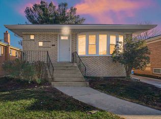 591 Paxton Ave, Calumet City, IL 60409