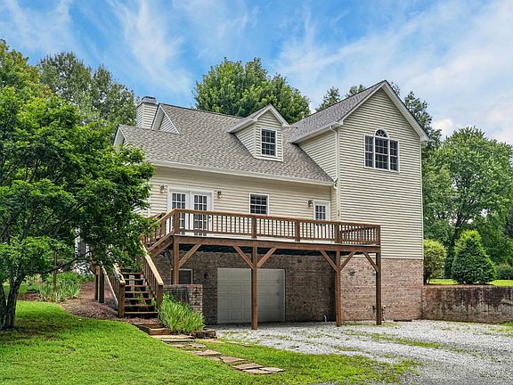 4th image of 308 Ponder Rd