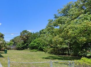 1600 N 16th Ave N, Riviera Beach, FL 33404