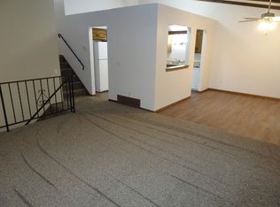 731 98th Ln NE, Blaine, MN 55434