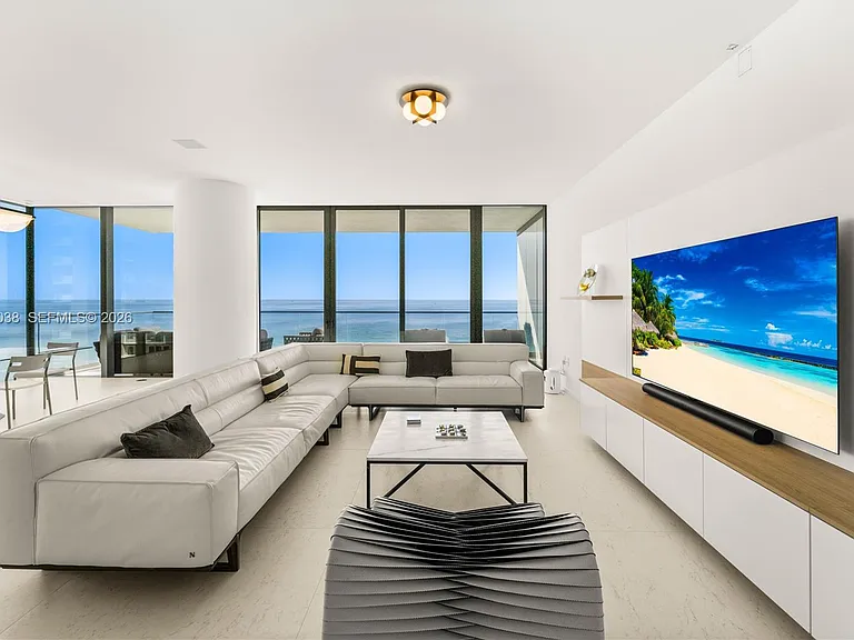 2000 S Ocean Dr #8A — Photo 3