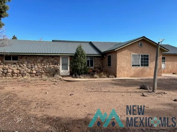 1335 Luna Rd SE, Deming, NM 88030