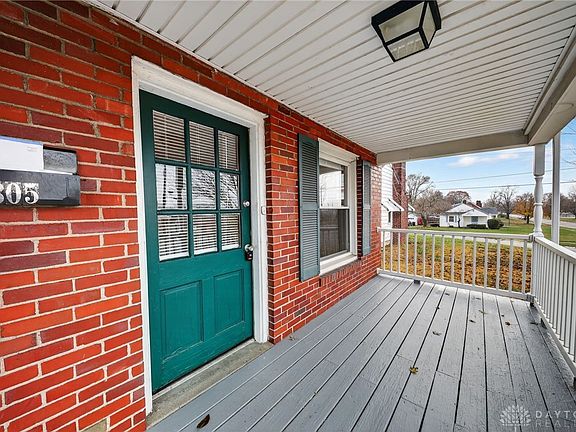 4th image of 1305 Highland St