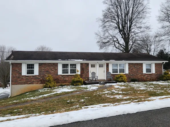 308 Brookwood Dr #B, Bristol, TN 37620