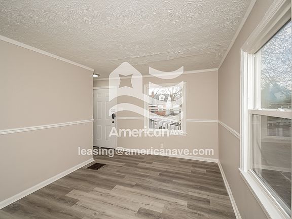 3-Living Room