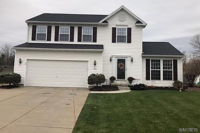 1st image of 102 Echowood Ct