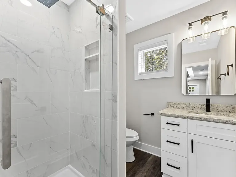 2506 Bratton St — Photo 3