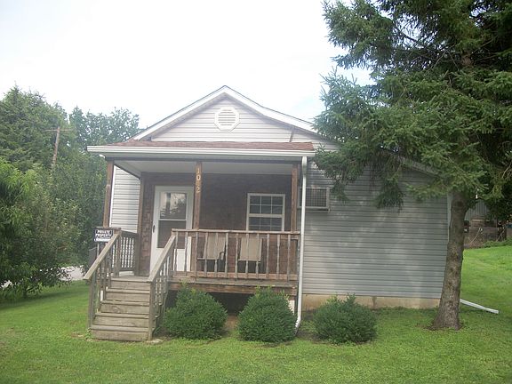 2nd image of 1012 Tindall Ave