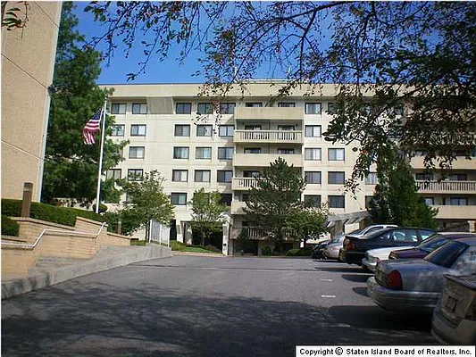 Sold by Calabrese Real Estate | media 6