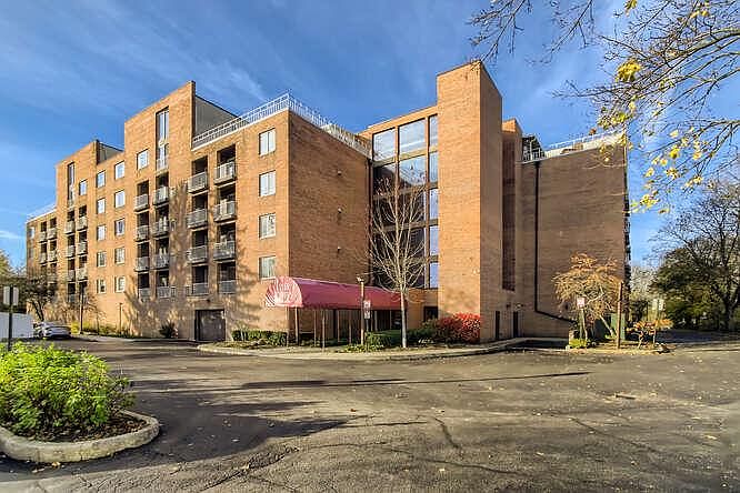 1st image of 1450 Plymouth Ln APT 209