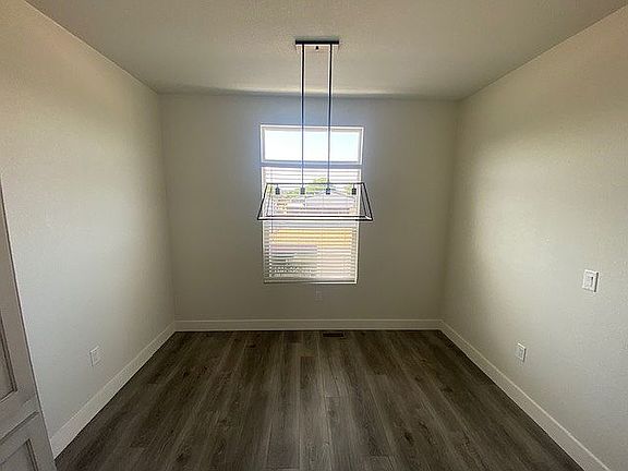 4th image of 2920 Clark Rd #6L