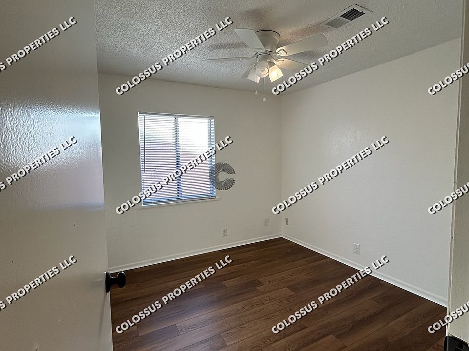 1st image of 1733 S Pecan Ave