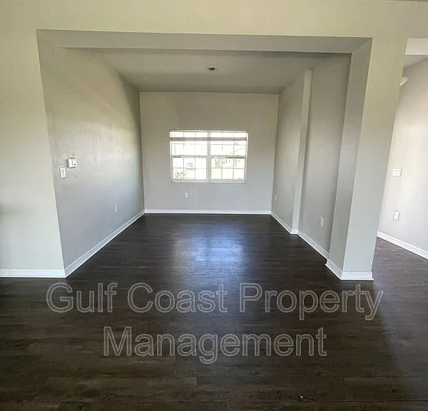 1700 NW 6th St — Photo 6