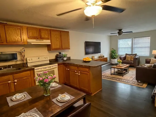 71 Mystic St APT 11, Methuen, MA 01844