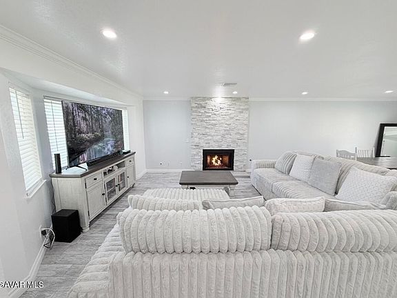 5th image of 1802 Linda Ave