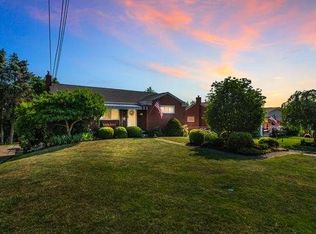 471 Balconade Dr, Pittsburgh, PA