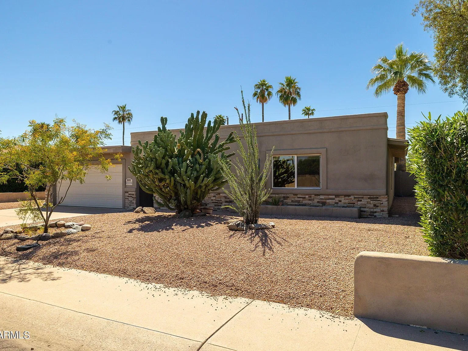 3 bed, 2.0 bath, $3,750 — Photo 2
