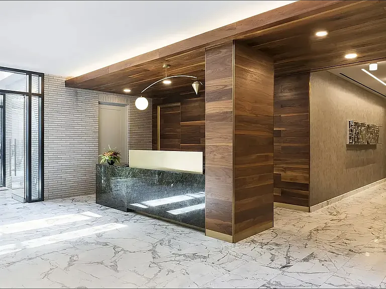 613 Baltic St #2D — Photo 11