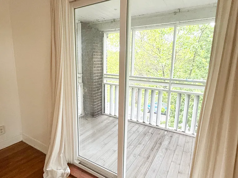 4001 Kenwood Ave #2 — Photo 13