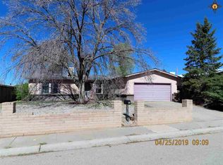 817 Alcazar St, Grants, NM 87020