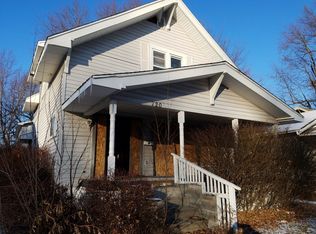 720 W Waggoner St, Decatur, IL 62526